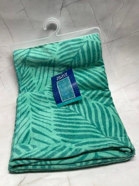 Palm leaf beach towel  34"x68"